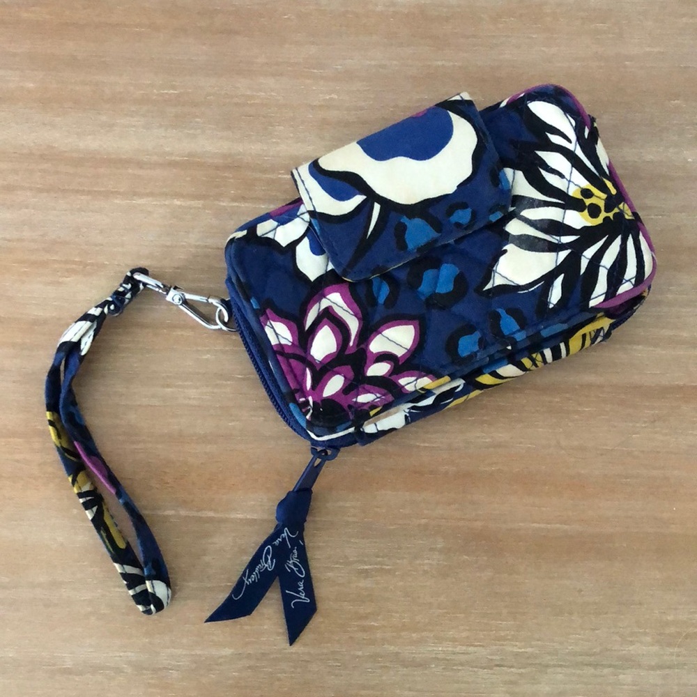 Vera Bradley African Violet wrist wallet